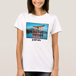 T-shirt Scenic landscape with Japanese Torii Gate