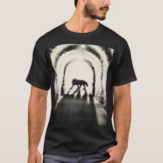 T-shirt SCP-023 / Black Shuck Wikidot image