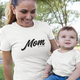 T-shirt Script noir établi maman
