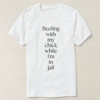 T-shirt se disputant avec ma poule