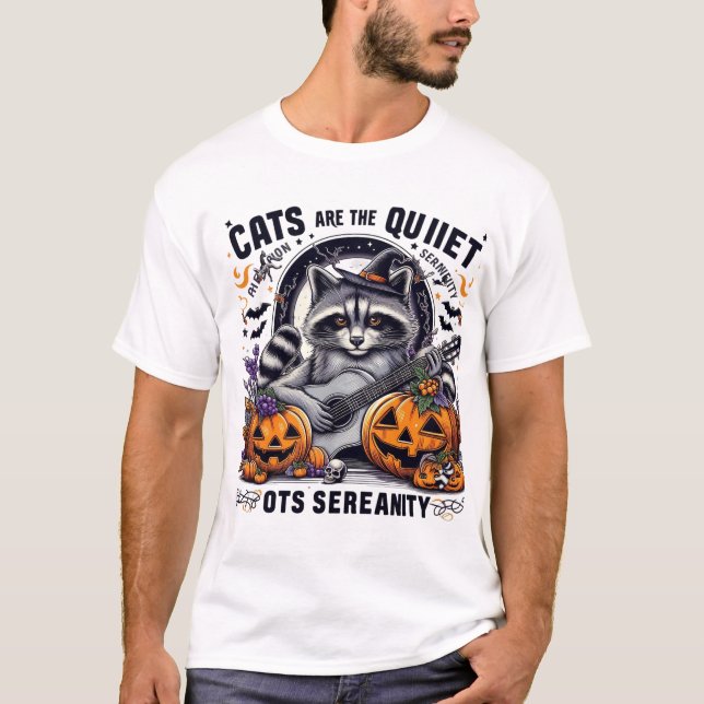 T-shirt Serene Raccoon Vibes : Halloween Harmony de nuit (Devant)