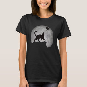T-shirt Silhouette de chat sous la pleine lune avec un cœu