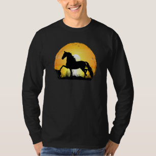 T-shirt Silhouette de cheval de race Morgan au coucher du