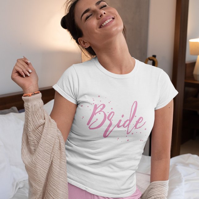 T-shirt Simple Script Calligraphique Mariée Mignon (Whimsical Calligraphy Script Bride T-Shirt.)