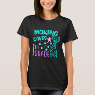 T-shirt Sirène Fabriquant Des Vagues Dans Les Enfants De 7