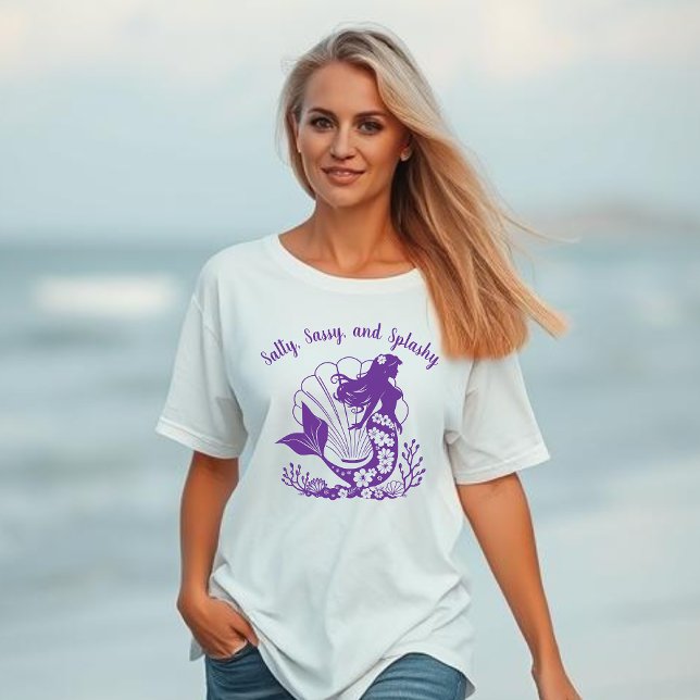 T-shirt Sirène-salé hawaïen, sassy et violet éclatant (Hawaiian Mermaid, Salty Sassy and Splashy, Trending Fisherman Style Fashion, Summer, Beach t shirt)