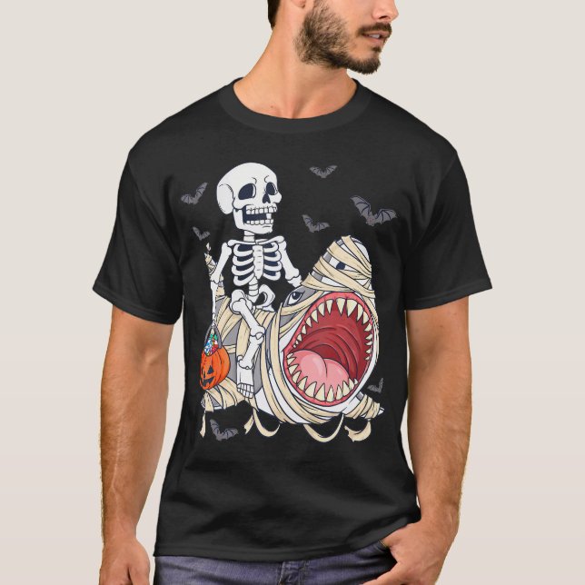 T-shirt Skeleton équitation maman requin drôle Halloween (Devant)