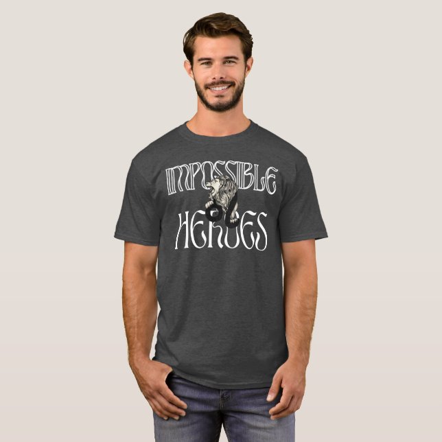 T-shirt slogan de héros impossible avec un lion (Devant entier)