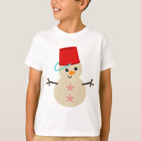 Snowman mignon fait de sable avec seau pour Casque