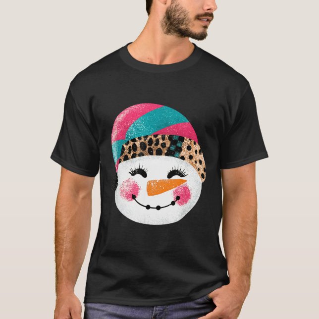 T-shirt Snowman With Santa Hat And Leopard Pattern  (Devant)