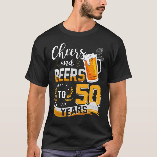 T-shirt Soirée 50e Anniversaire Salue Et Bières À 50 Ans (Devant)
