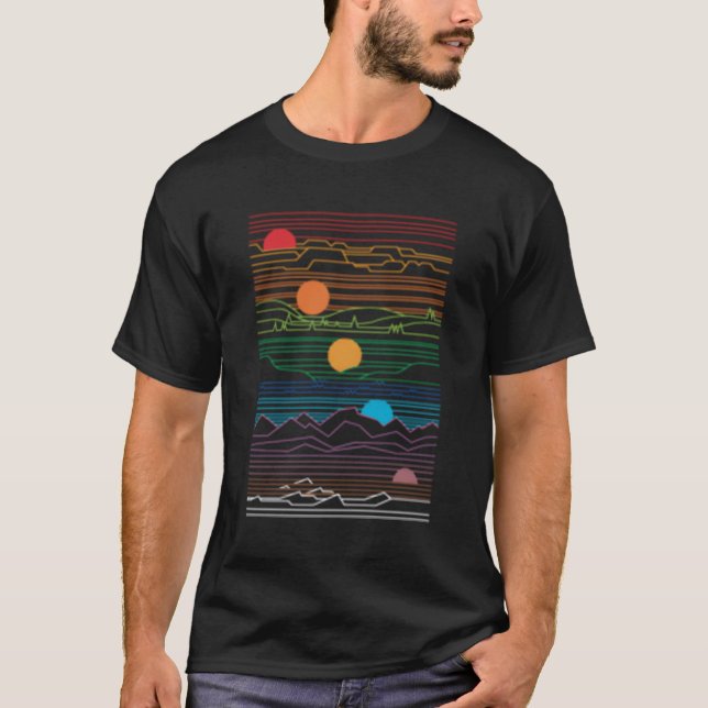 T-shirt Soleil Et Lune Avec Arbres Et Montagnes (Devant)
