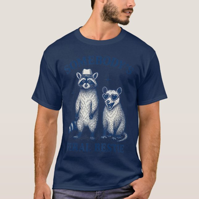 T-shirt Somebodys Feral Bestie vintage (Devant)