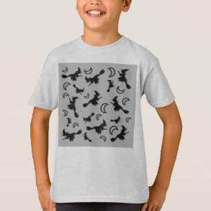 T-shirt Sorcière volante entre la moitié de la lune à Hall