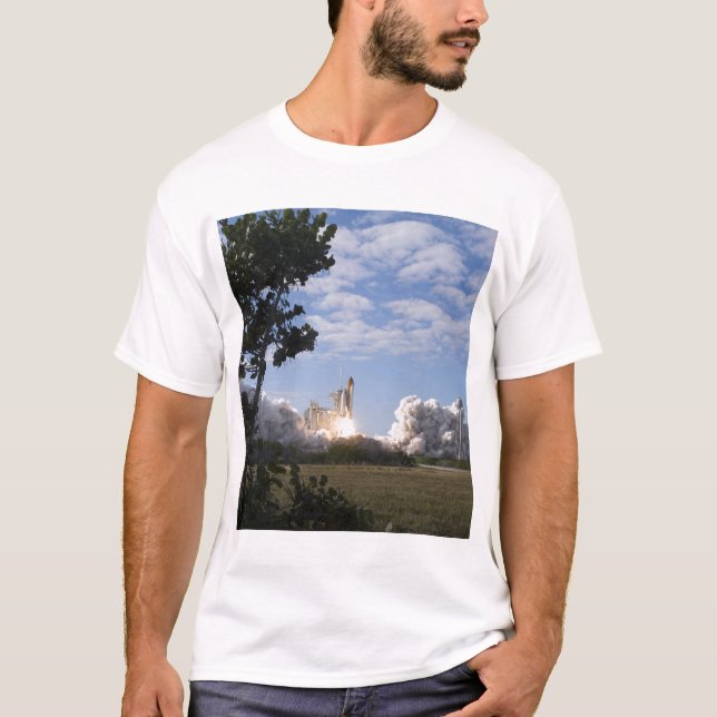 T-shirt Space Shuttle Atlantis lève sur 18 (Devant)