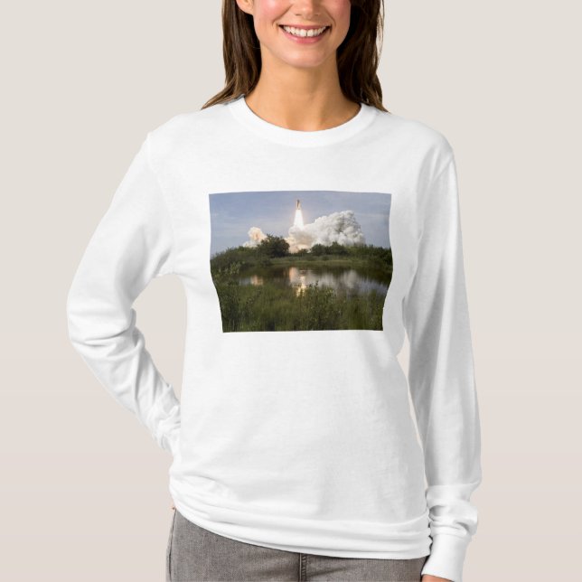 T-shirt Space Shuttle Endeavor se lève sur 7 (Devant)