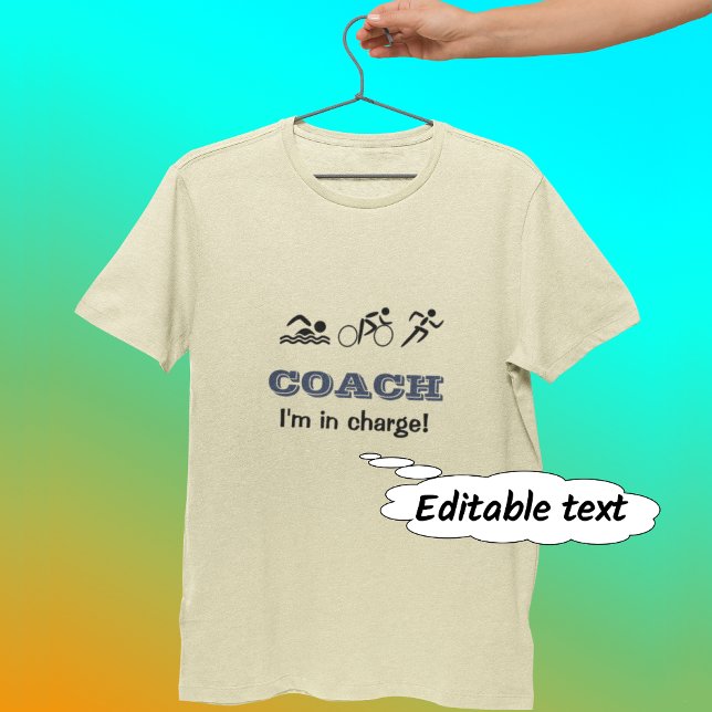 T-shirt Sport amusant triathlon entraîneur texte personnal (This option: natural t-shirt color with navy 'COACH' text)
