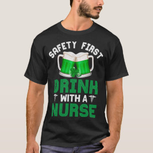 T-shirt St. Patrick's Day Safety Boisson amusante avec une
