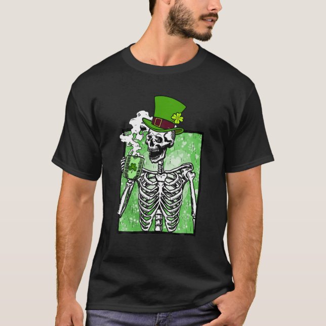 T-shirt St. Patrick's Skull Boire du café Lucky (Devant)