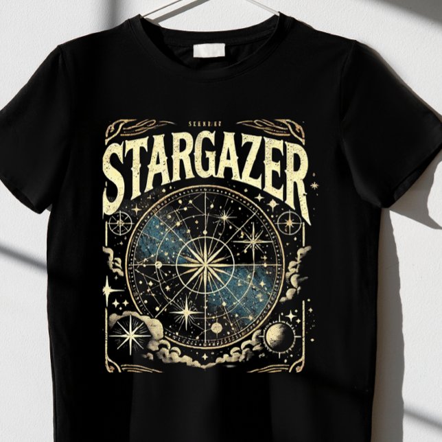T-shirt "Stargazer." (Créateur téléchargé)