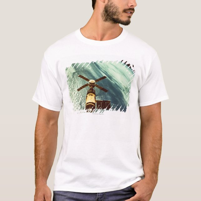 T-shirt Station spatiale du Skylab dans l'espace (Devant)