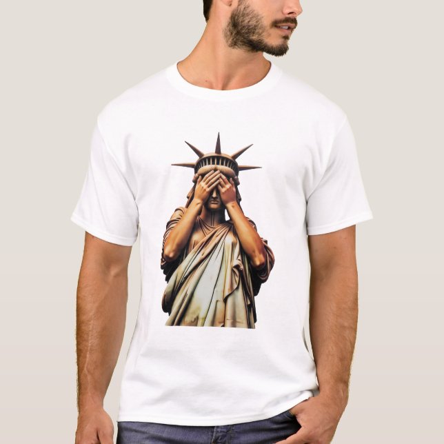 T-shirt Statue de la Liberté recouvrant son visage de hont (Devant)