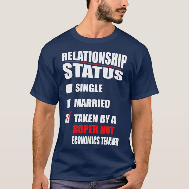 T-shirt Statut Relatif Pris Par Un Professeur D'Économie (Devant)