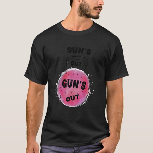 T-shirt Sun's Out Guns Out Kettlebell Graphic Bodybuilding (Devant)