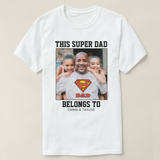 T-shirt Superman| Ce Super Papa Appartient À (Design devant)