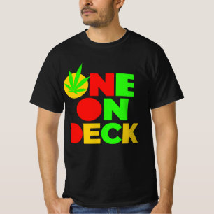 T-shirt sur le pont