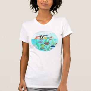 T-shirt swimming fish bath