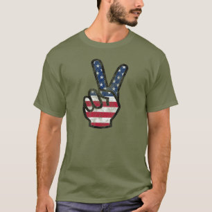T-shirt Symbole de paix main du drapeau américain en détre