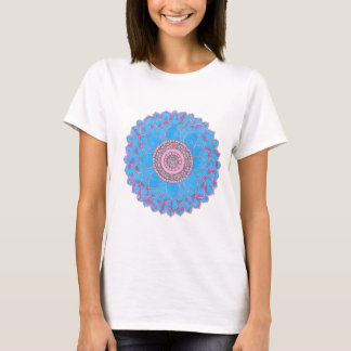 T-shirt T- shirt  with hand-drawn mandala design 