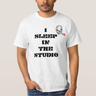 T-shirt te, ISLEEPINTHESTUDIO
