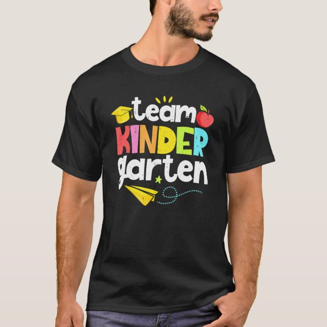 T-shirt Team Kindergarten Kinder Crew Teacher Student Back (Devant)