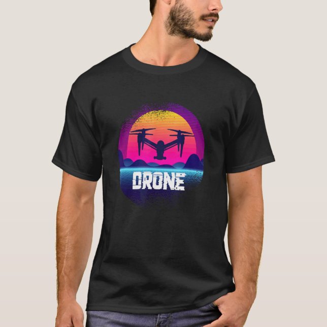 T-shirt Télécommande Quadcopter Vaporwave Drone Piloter Un (Devant)