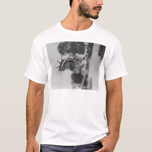 T-shirt Tête de statue de la liberté en parc de Paris (Devant)