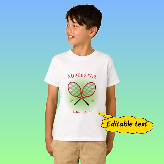 T-shirt Texte personnalisé de l'as de tennis rouge (Créateur téléchargé)