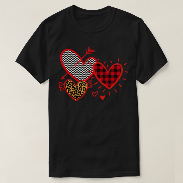 T-shirt Three Valentine's Day Hearts  Plaid Leopard Stripe (Design devant)