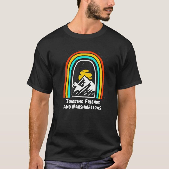 T-shirt Toasting Friends & Marshmallows Camper Camper Hu (Devant)