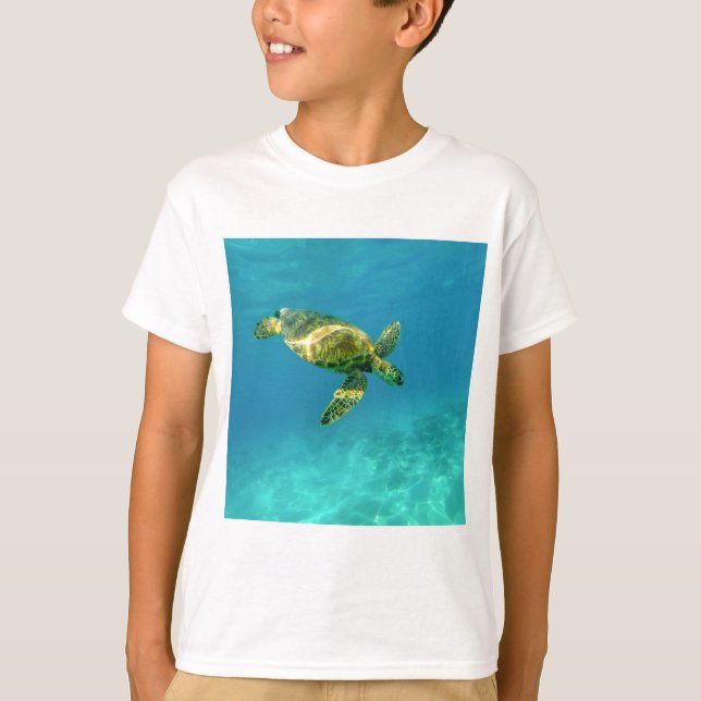 T-shirt Tortue de mer nageant dans l'eau turquoise de l'oc (Devant)