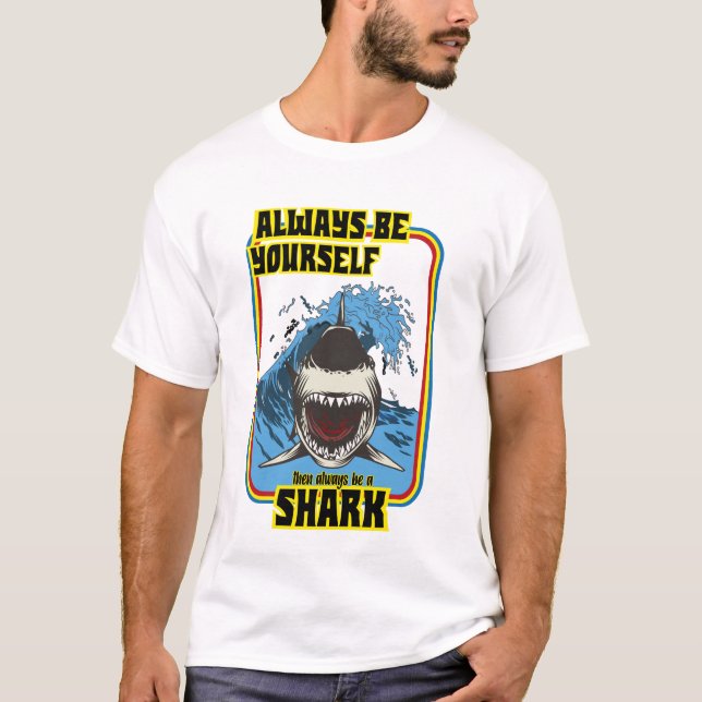T-shirt toujours être soi-même alors toujours être un requ (Devant)