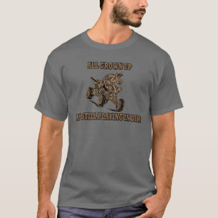 T-SHIRT TOUT GRANDI ET JOUANT TOUJOURS EN SALETÉ