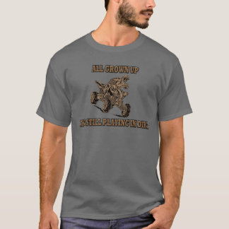 T-SHIRT TOUT GRANDI ET JOUANT TOUJOURS EN SALETÉ