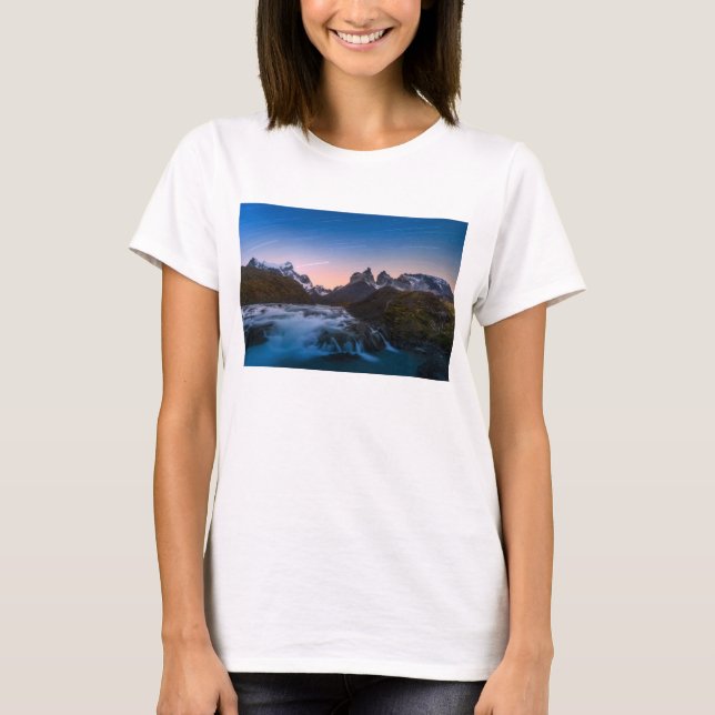 T-shirt Traînées d'étoile au-dessus de Torres Del Paine (Devant)
