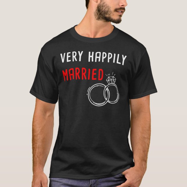 T-shirt Très Heureux Marié marié marié marié marié épouse  (Devant)