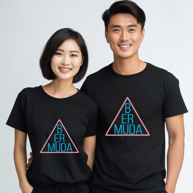 T-shirt Triangle Bermudes avec texte moderne à l'intérieur (Créateur téléchargé)