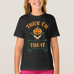 T-shirt Trick ou traiter les os croisés Halloween citrouil