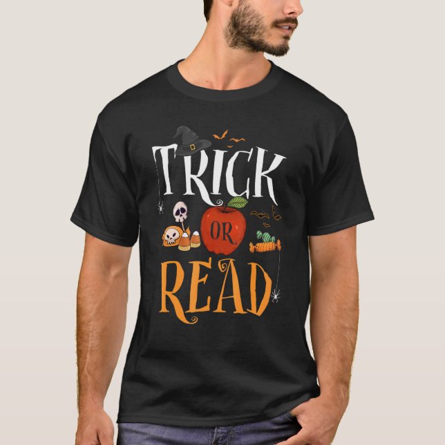 T-shirt Tricks Or Read Librarian Halloween Costume Book (Devant)