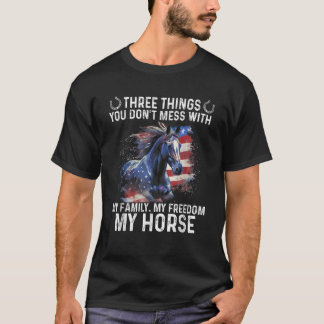 T-shirt Trois choses que vous ne manquez pas avec ma liber